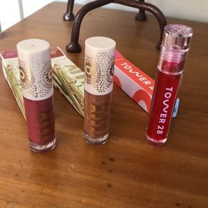 Colourpop lip oil and tower 28 gloss set